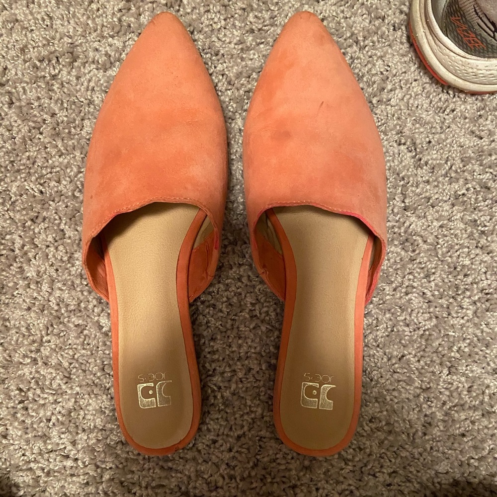 Peach sands
